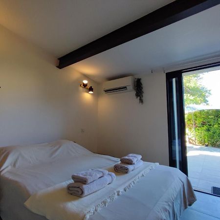 Studio avec magnifique Terrasse à 5 min de Cassis - L'OUSTO Roquefort-la-Bédoule Extérieur photo