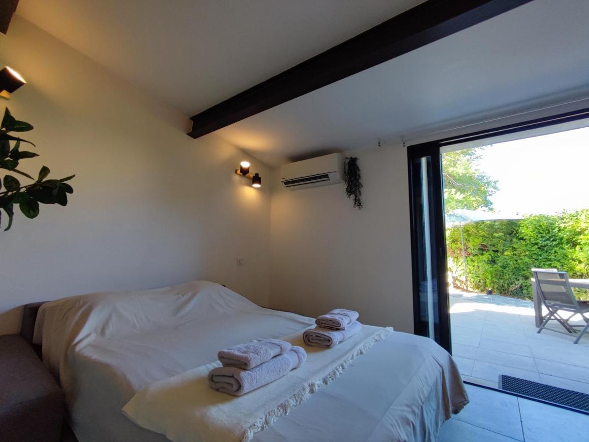 Studio avec magnifique Terrasse à 5 min de Cassis - L'OUSTO Roquefort-la-Bédoule Extérieur photo